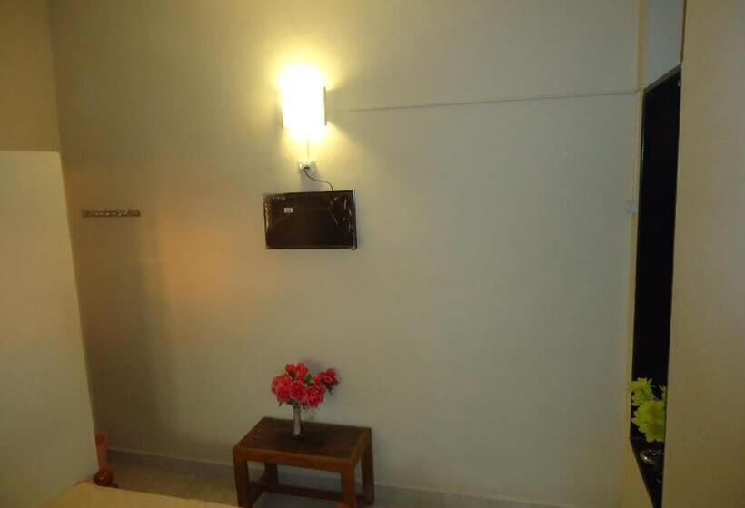 בית מלון כפרי Sixth Star Inn