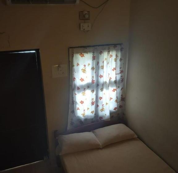 בית מלון כפרי Sixth Star Inn