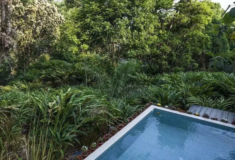 Hotelli Spice Jungle Resort