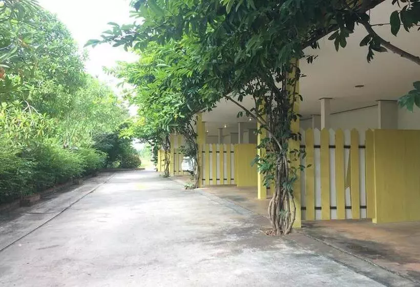 Hotelli Tai Baan Resort