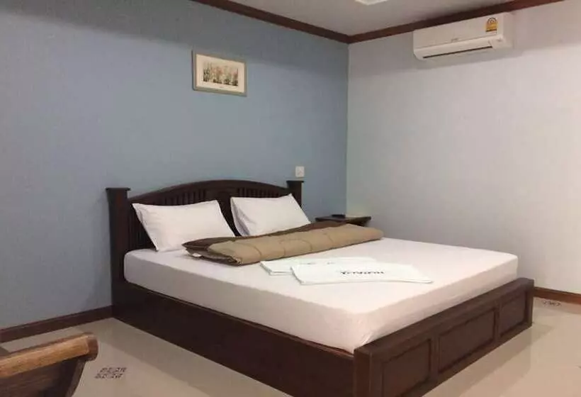 Hotelli Tai Baan Resort