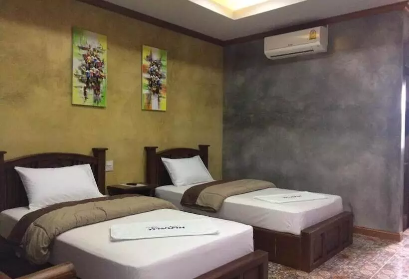 Hotelli Tai Baan Resort