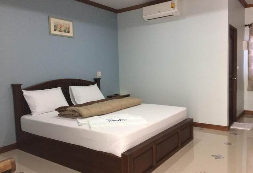 호텔 Tai Baan Resort