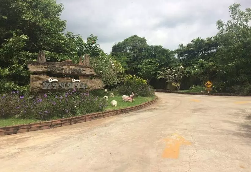 Hotelli Tai Baan Resort