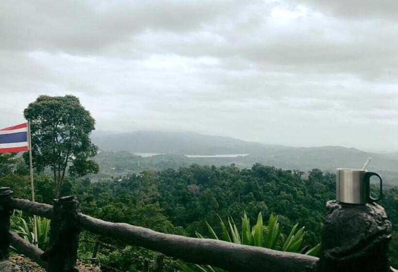 Khaosok Secret Hostel