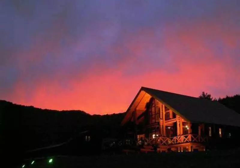 Log Hotel Larch Lake Kanayama