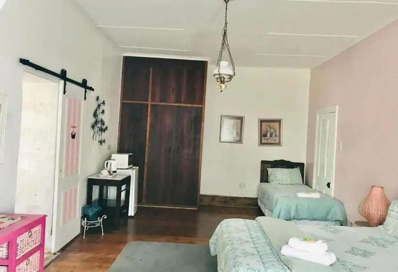 Majatalo Sondela Bed And Breakfast