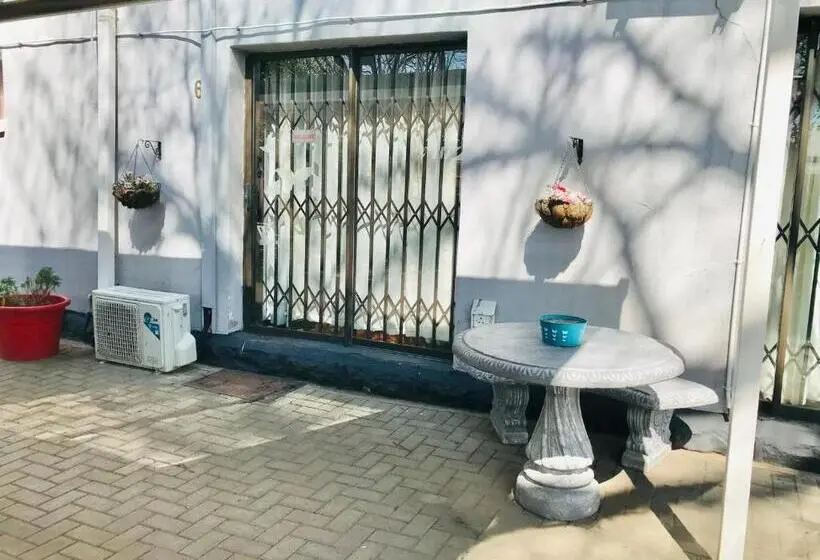 Majatalo Sondela Bed And Breakfast
