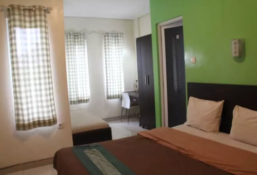 ベッドアンドブレックファースト Tirta Mansion Lippo Village