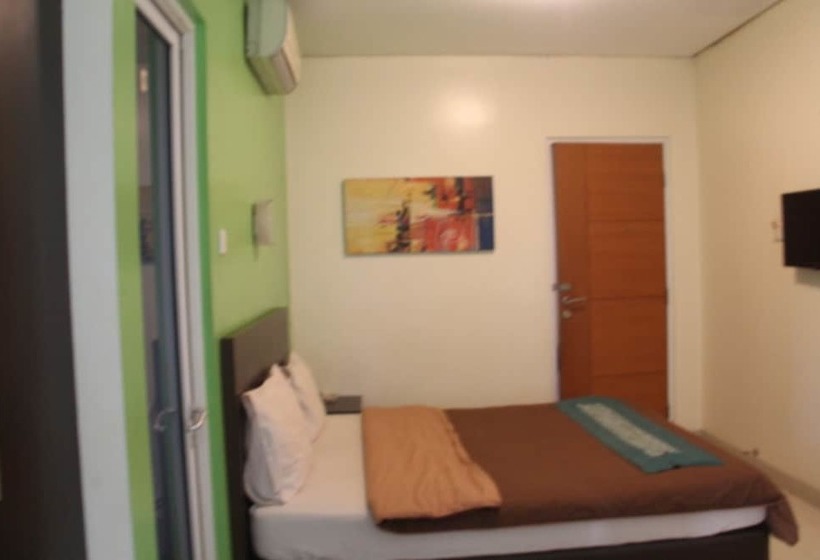 Bed and Breakfast Tirta Mansion Lippo Village