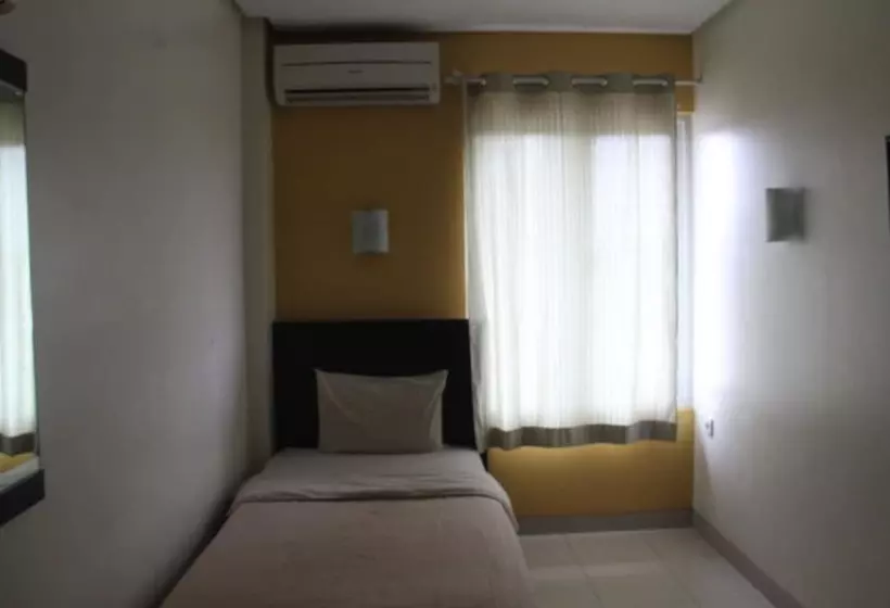 ベッドアンドブレックファースト Tirta Mansion Lippo Village