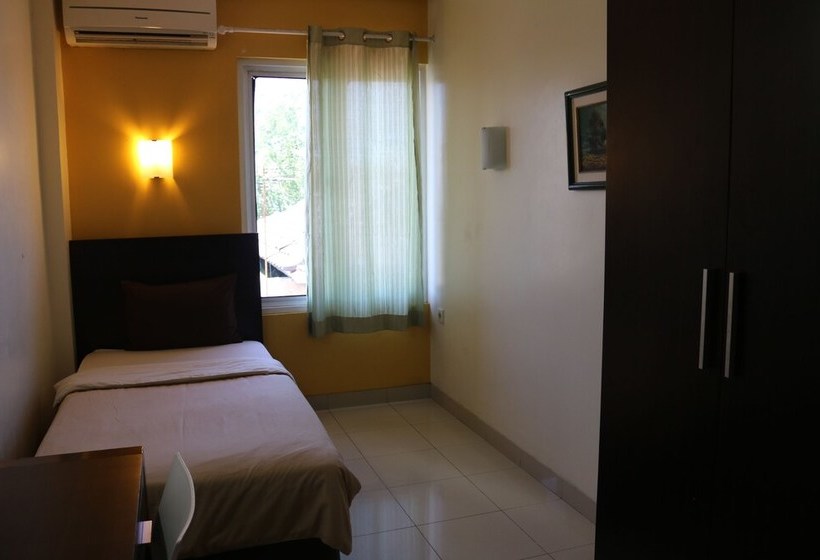 Bed and Breakfast Tirta Mansion Lippo Village