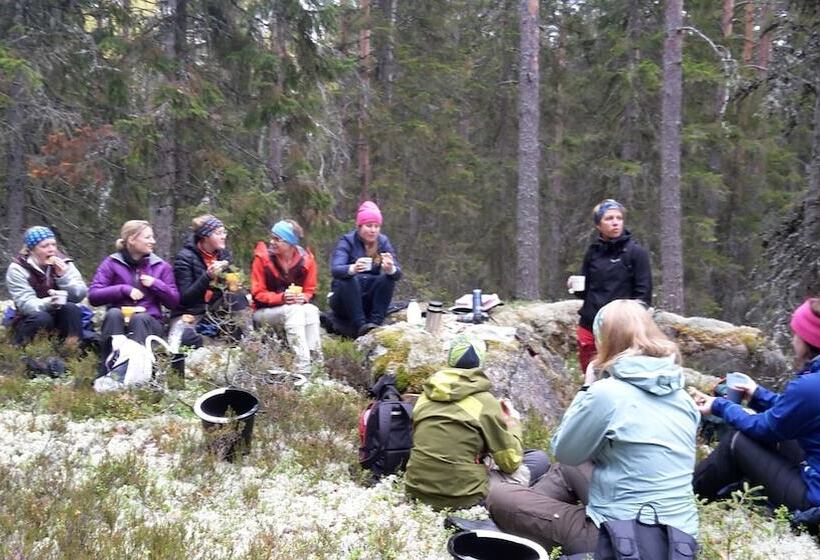 تختخواب و صبحانه Ulvsbomuren Vildmark & Lantliv