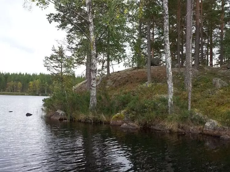 Aamiaismajoitus (B&B) Ulvsbomuren Vildmark & Lantliv