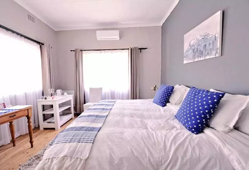 Daisy Darling Bed & Breakfast