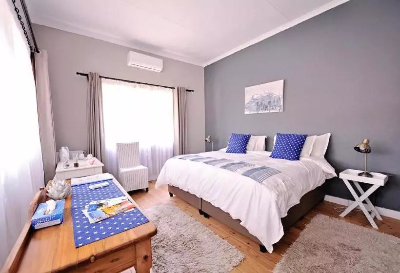 Daisy Darling Bed & Breakfast
