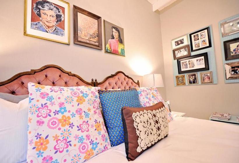 Daisy Darling Bed & Breakfast