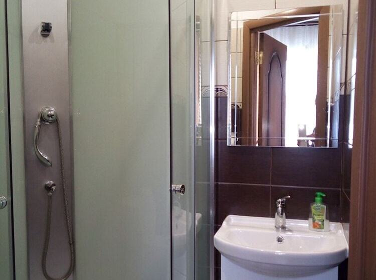 בית מלון כפרי At Home