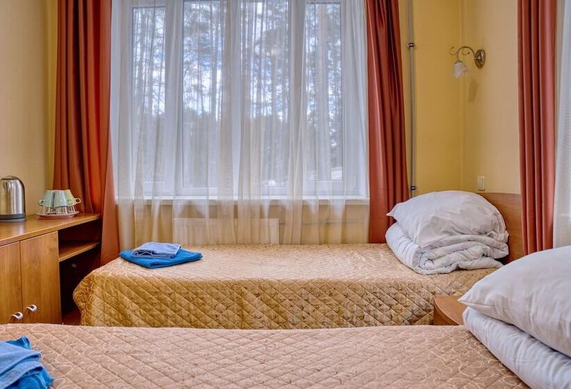 בית מלון כפרי Aurora Club Spa Resort