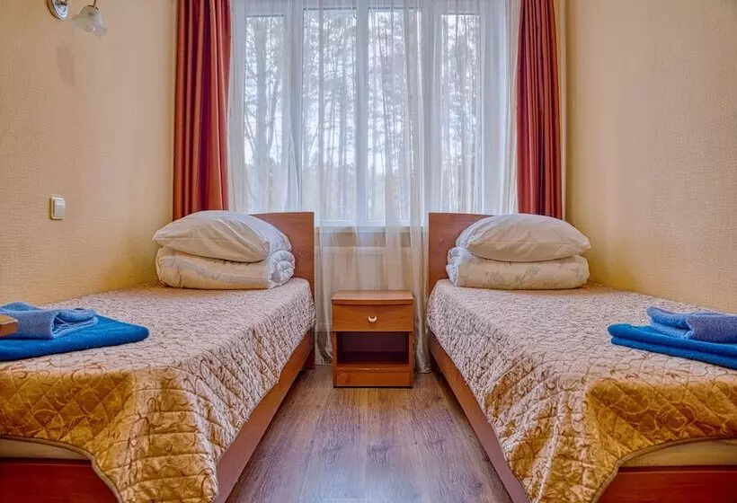 Hotelli Aurora Club Spa Resort