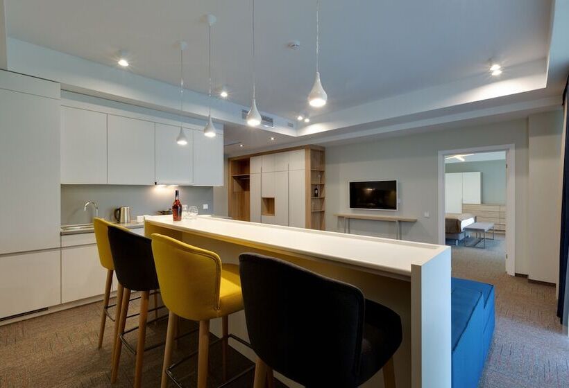 בית מלון כפרי Aurora Club Spa Resort