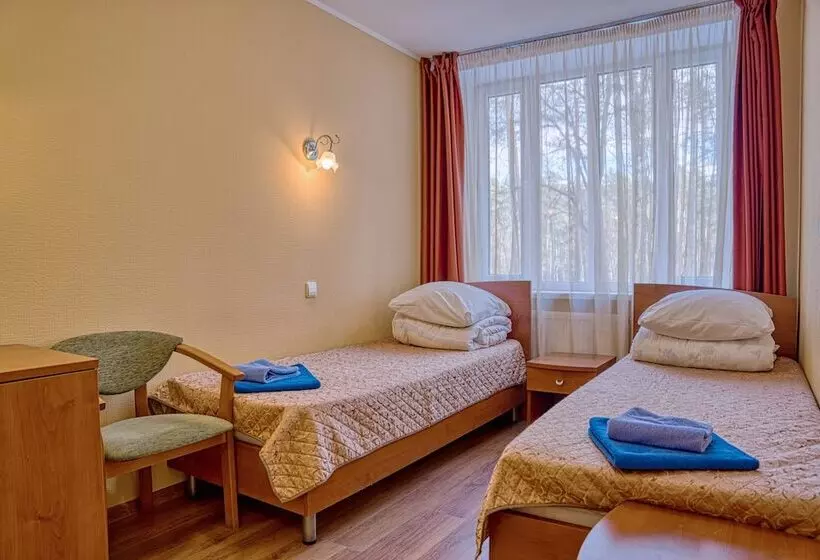 Hotelli Aurora Club Spa Resort