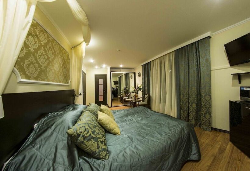 בית מלון כפרי Aurora Club Spa Resort