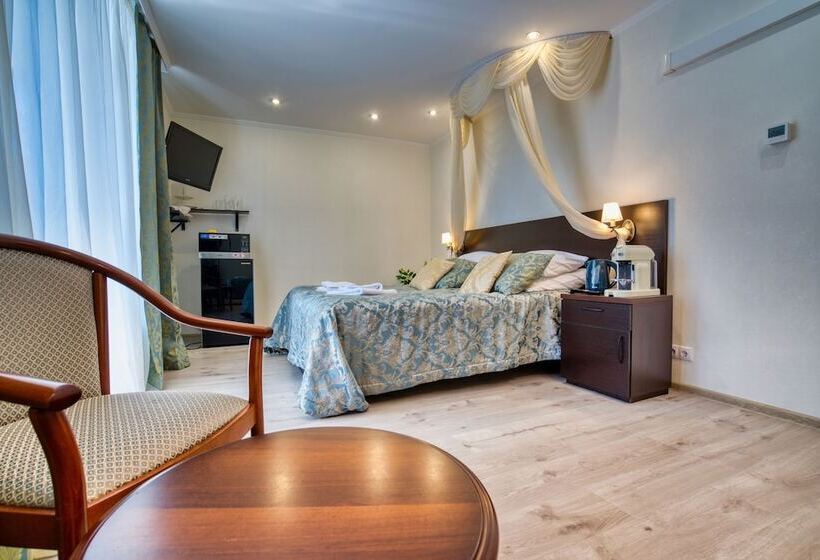 בית מלון כפרי Aurora Club Spa Resort