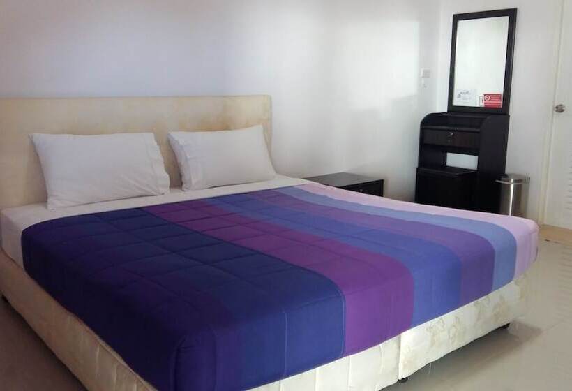 בית מלון כפרי Bandung Grand