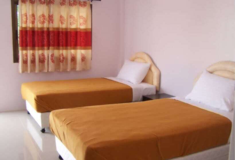 בית מלון כפרי Bandung Grand