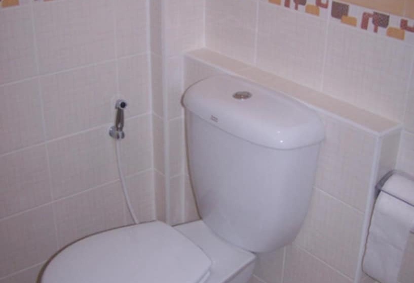 בית מלון כפרי Bandung Grand