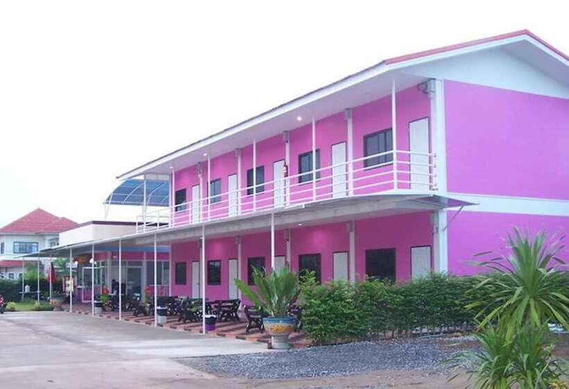 בית מלון כפרי Bandung Grand