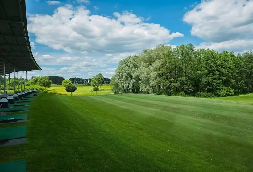 ホテル Golf Village