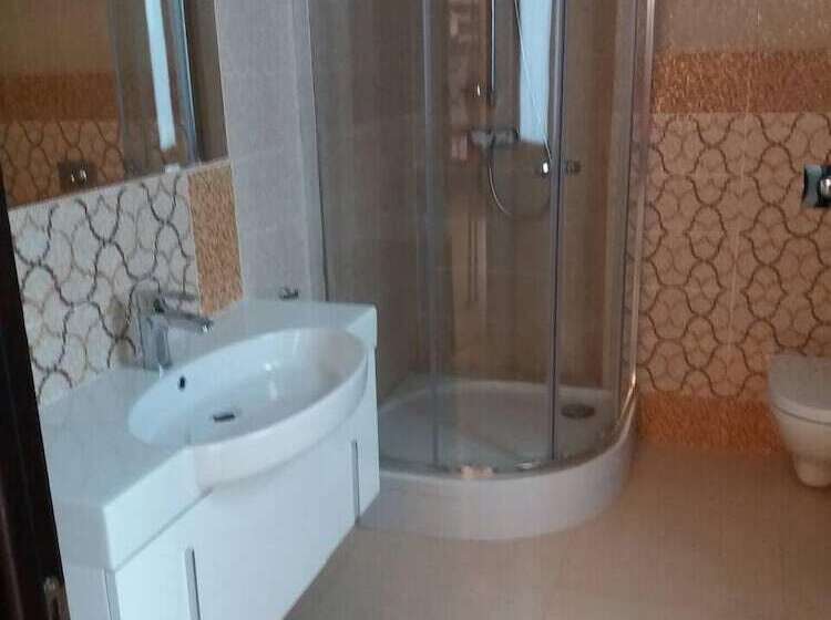 فندق Golf Village