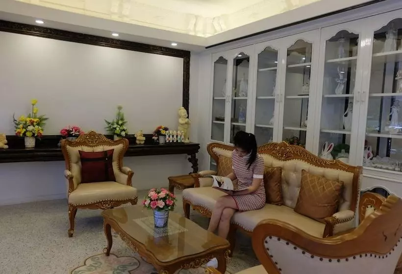 ホテル Anchalee Resort