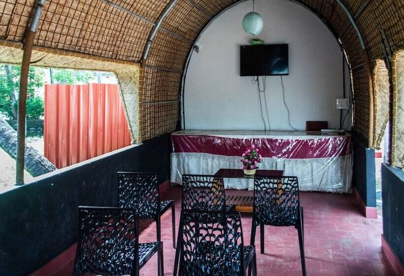 Hotel Island Lake Resort By Oyo Rooms