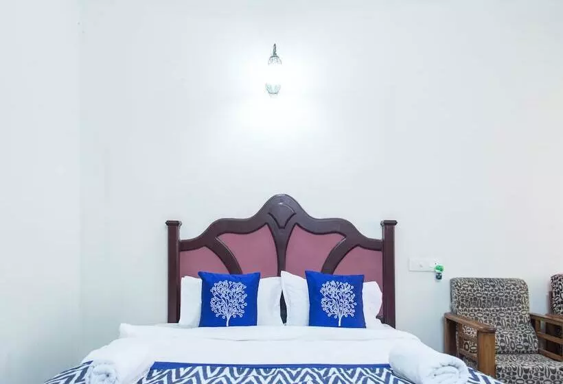 Hotelli Island Lake Resort By Oyo Rooms