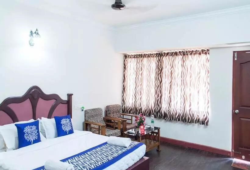 Hotelli Island Lake Resort By Oyo Rooms