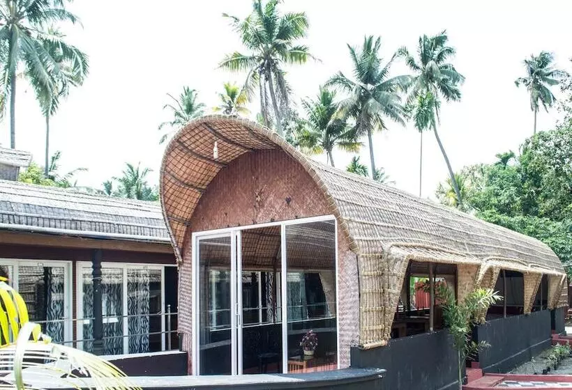 Hotelli Island Lake Resort By Oyo Rooms