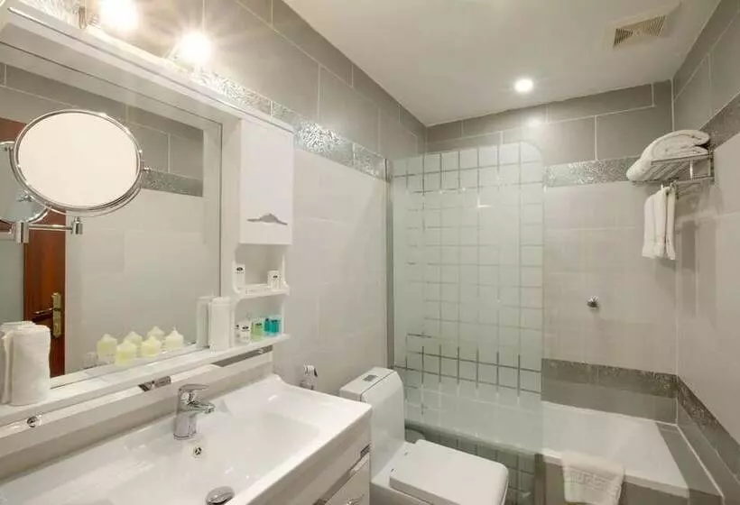 Hotelli Le Park Concord