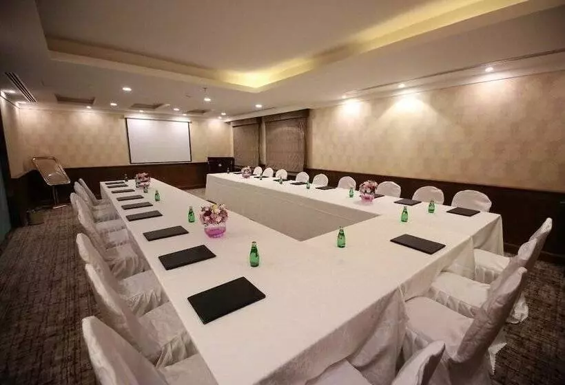 Hotelli Le Park Concord