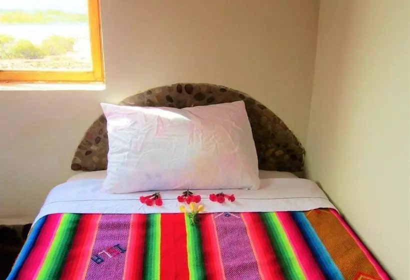 هتل Luquina Utama Lodge