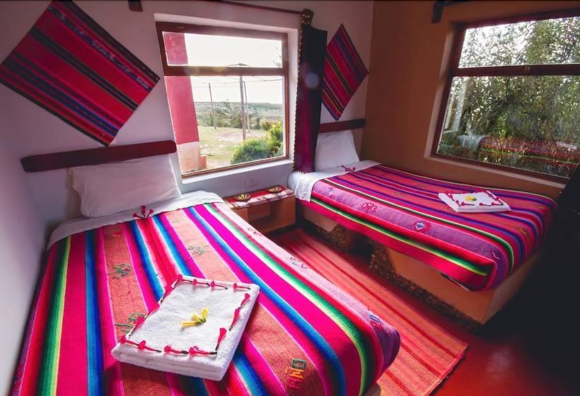 ホテル Luquina Utama Lodge