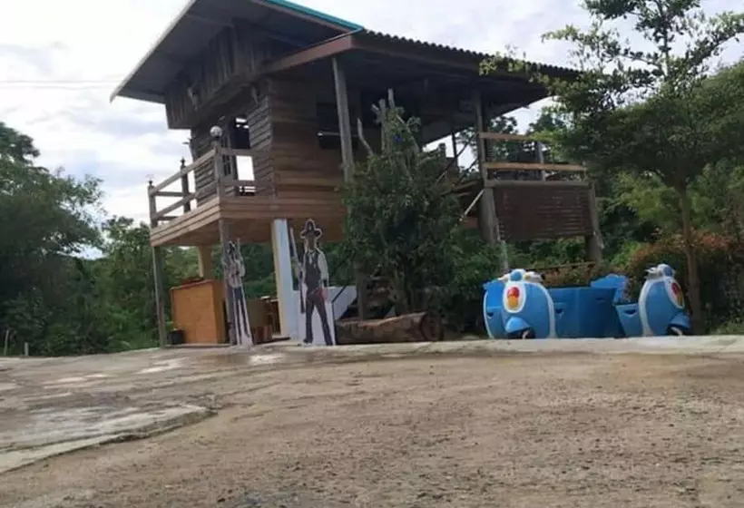 هتل Nhancumphon
