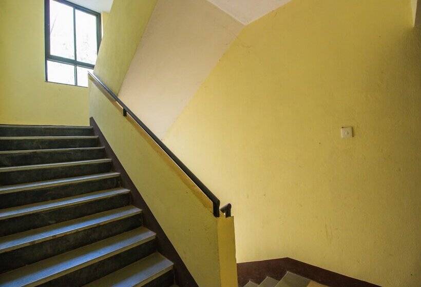 فندق Oyo Home 11349 Sunlit 2bhk