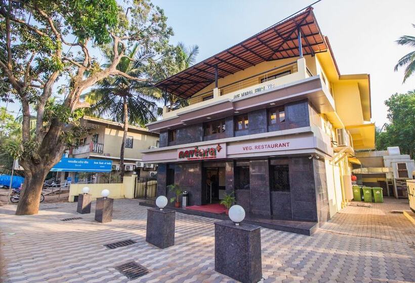 فندق Oyo Home 11349 Sunlit 2bhk