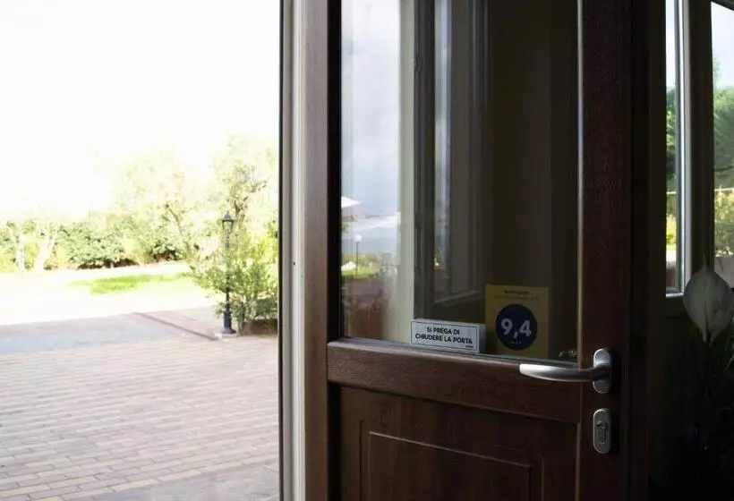 Maaseutuhotelli Agriturismo Mielita