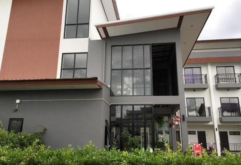 בית מלון כפרי Sabai @ Chumphae