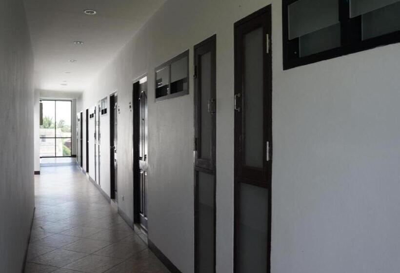 בית מלון כפרי Sabai @ Chumphae