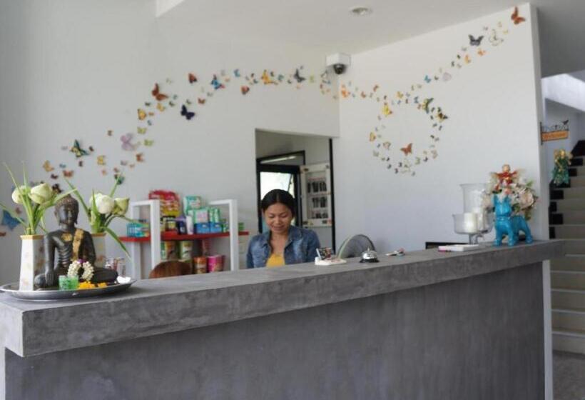 בית מלון כפרי Sabai @ Chumphae